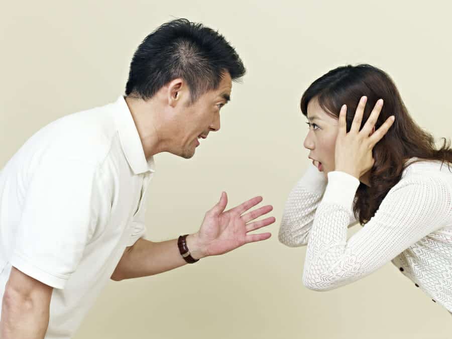 Angry Asian couple arguing. How do you talk to your ex without screaming?