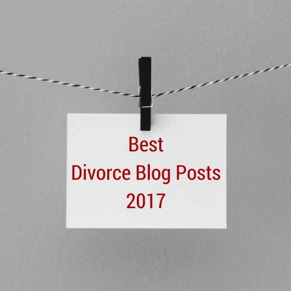Letter saying "Best Divorce Blog Posts of 2017" fixed to a clothesline with a clothespin