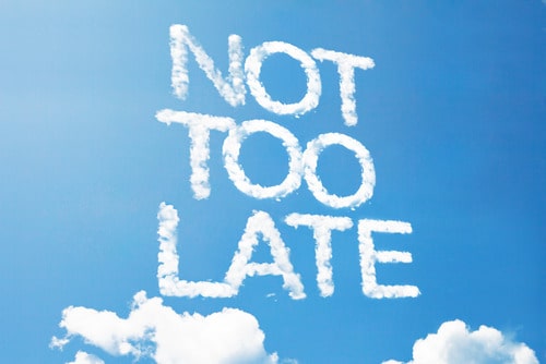 Words "Not too late" (to find love again) written in teh clouds.